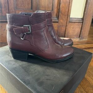 Women's Burgundy Ankle Boots